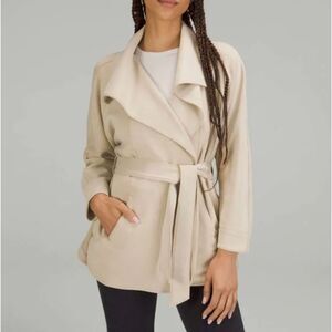 Lululemon Softstreme Belted Wrap Trench Jacket in Size XS